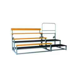 1 tribune 3 rangs + 1 escalier 3 rangs + 1 garde-corps