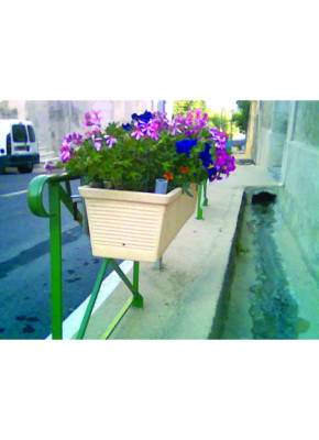 BALCONNIÈRE SUSPENDUE EN POLYÉTHYLÈNE