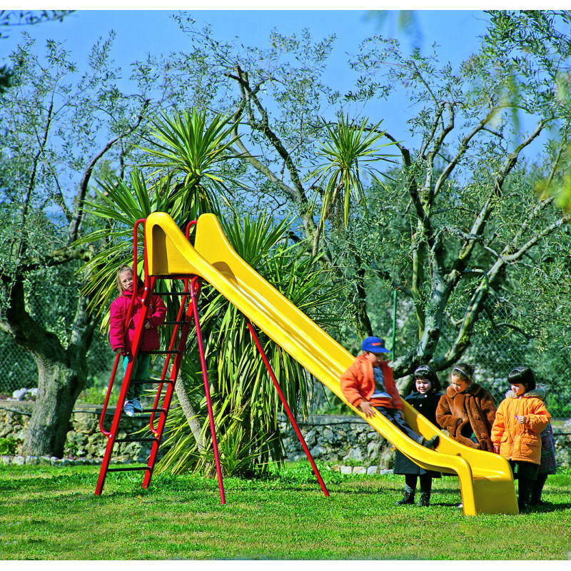 TOBOGGAN PARC PUBLIC GOMETTE