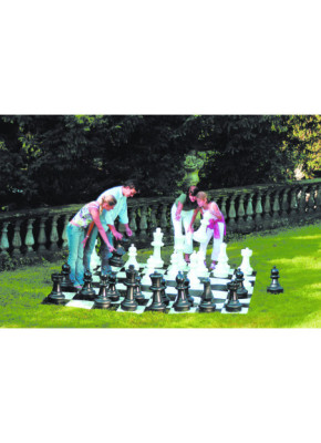 JEU DE DAMES ET D'ÉCHECS GÉANT