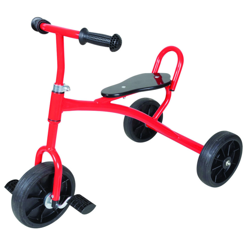 TRICYCLE À PÉDALES