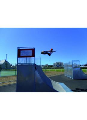 SKATEPARK 25 X 12 M